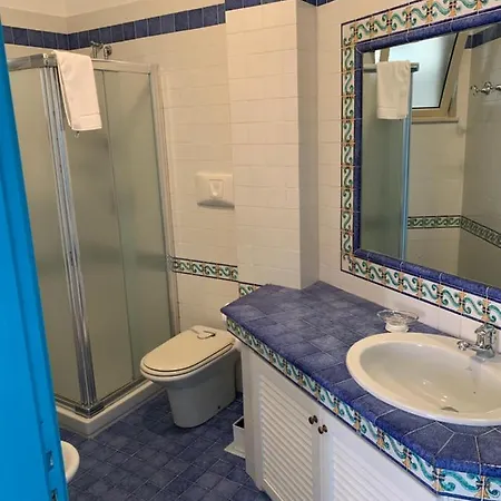 Laura - Sul Mare Pizzo (Calabria)