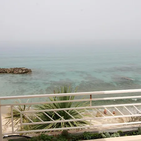 Laura - Sul Mare