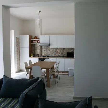 Laura - Sul Mare * Pizzo (Calabria)