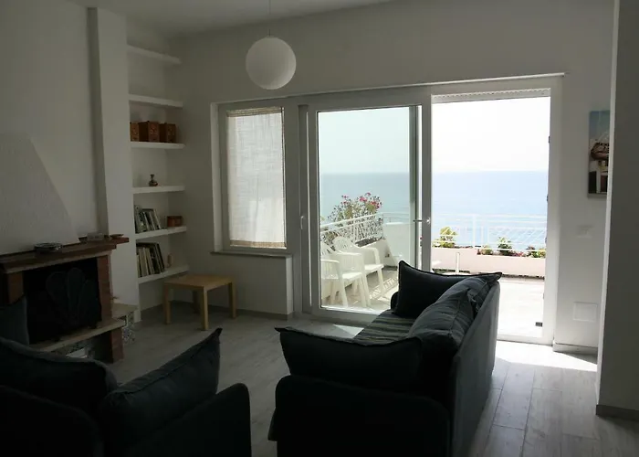 Laura - Sul Mare 公寓 *