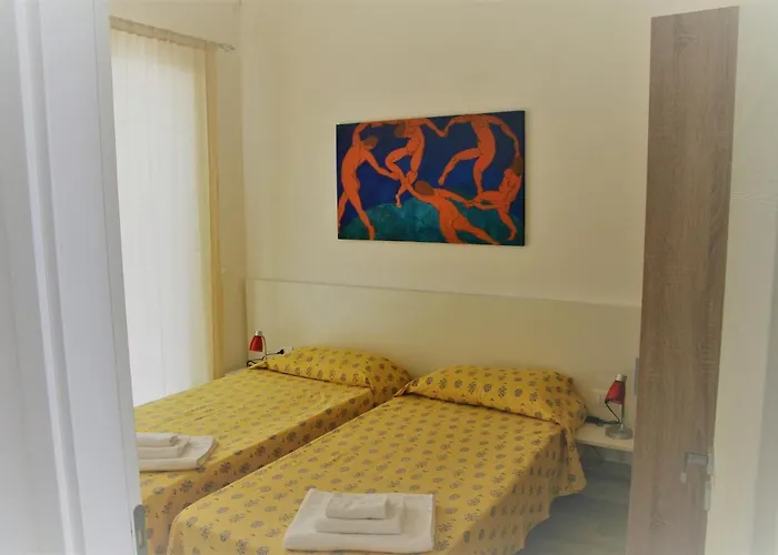 Laura - Sul Mare * 皮佐